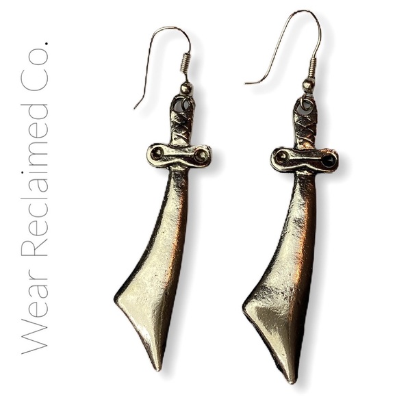 Jewelry - 🛍3/$30🛍 Goth Medieval Sword Earrings